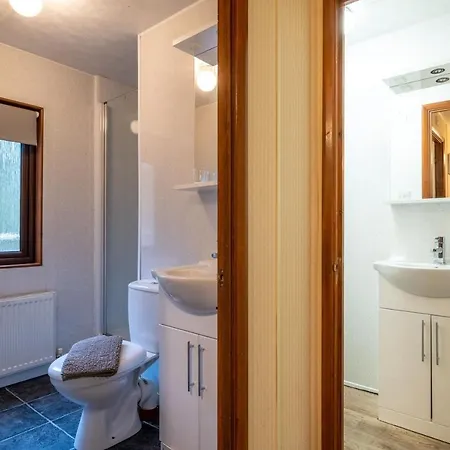 Holiday home Woodland Retreat - White Cross Bay *